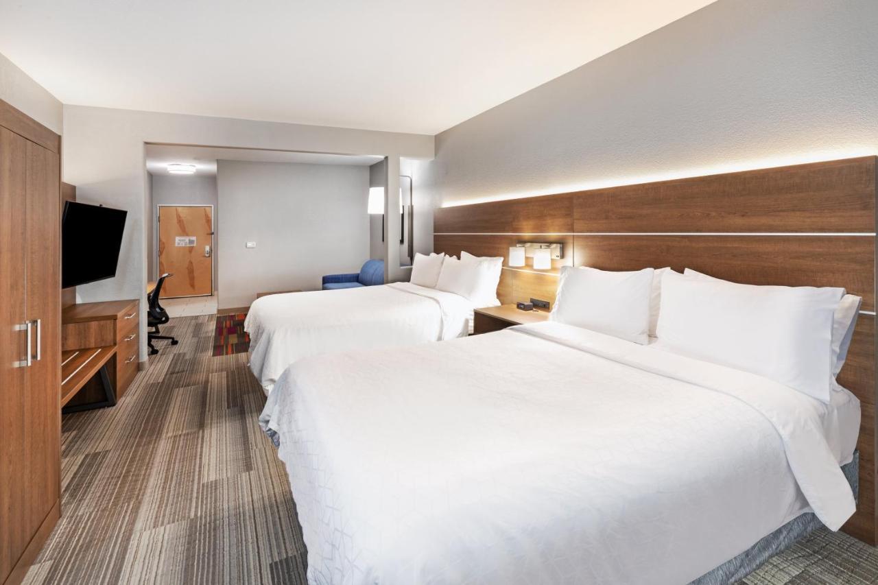 Hotel Express & Austin Ne-hutto By Ihg