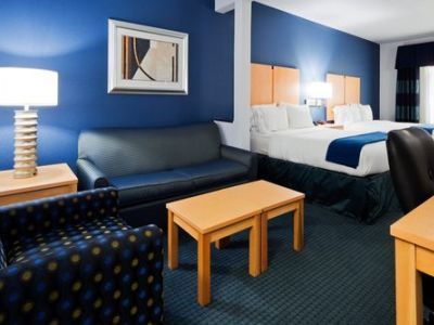 Express & Austin Ne-hutto By Ihg Hotel 2*