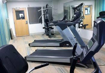 Hotel Express & Austin Ne-hutto By Ihg 2*