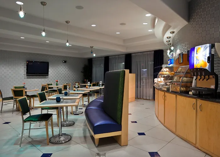 Holiday Inn Express Hotel & Suites Austin NE - Hutto