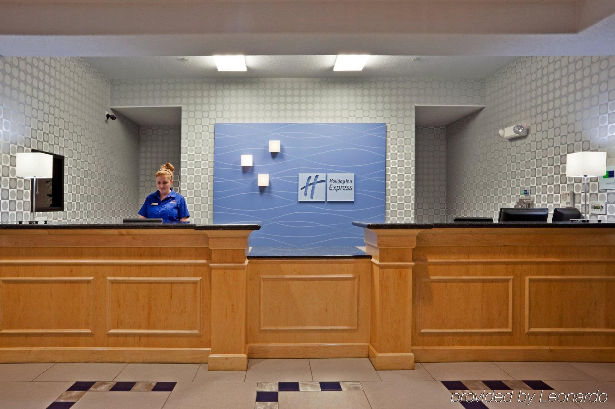 Hotel Express & Austin Ne-hutto By Ihg Hutto