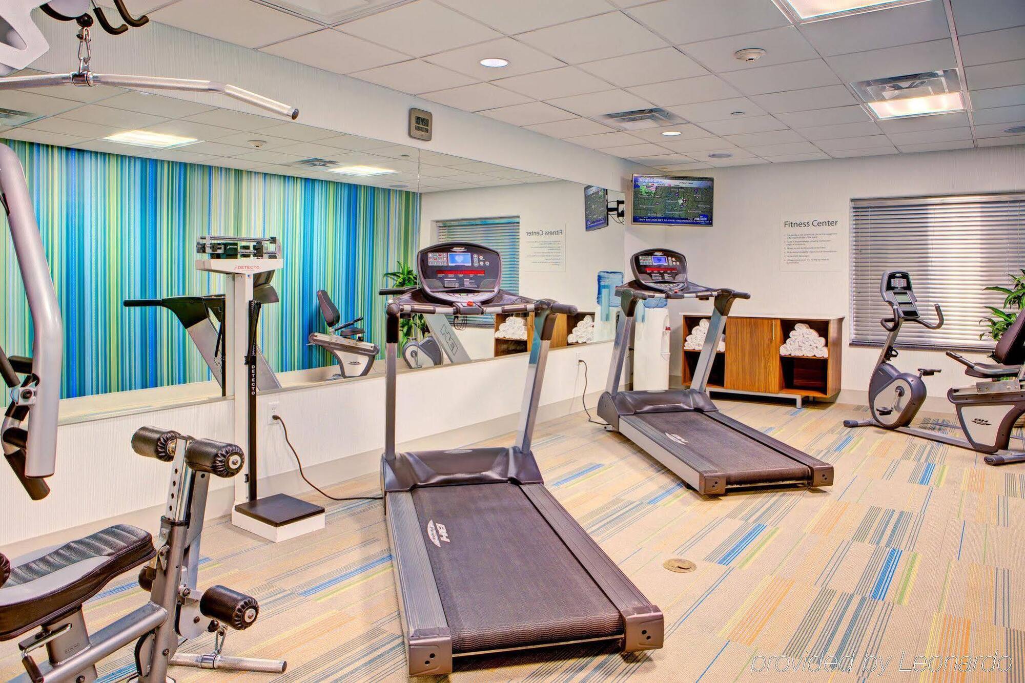 Hotel Express & Austin Ne-hutto By Ihg Hutto