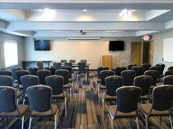 Express & Austin Ne-hutto By Ihg Hutto